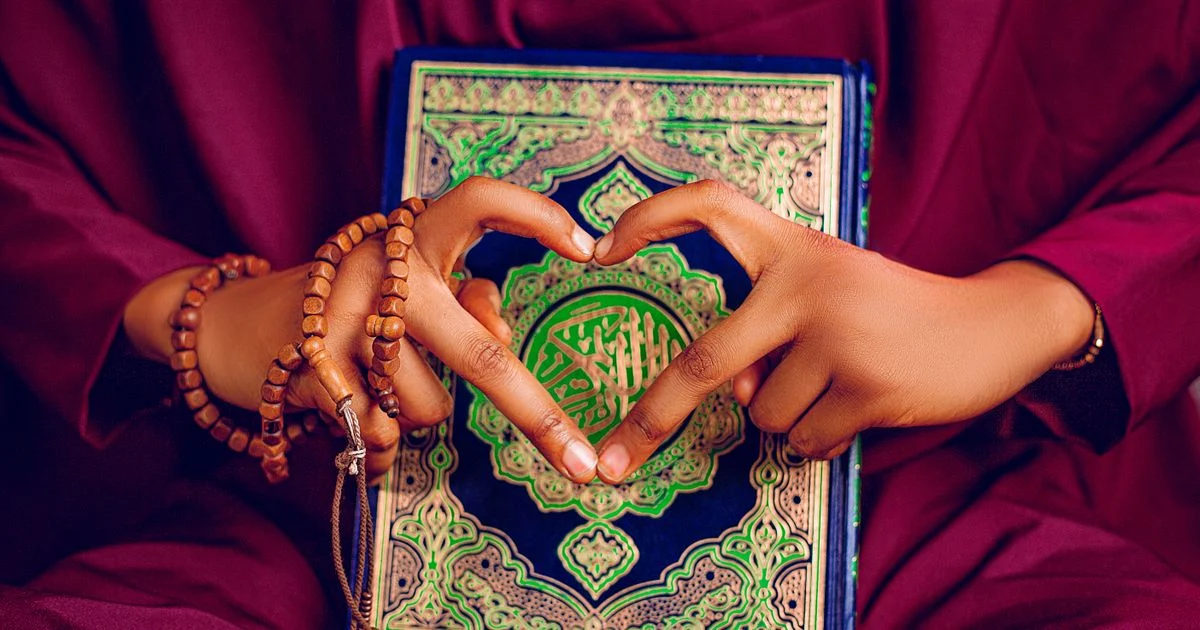 Peran Al Quran dalam Membentuk Karakter Mahasiswa di Era Modern
