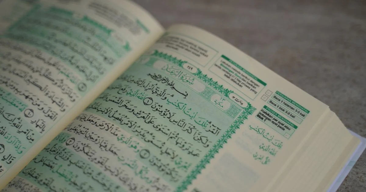 Cara Membuat Target Hafalan Al Quran yang Realistis dan Terukur